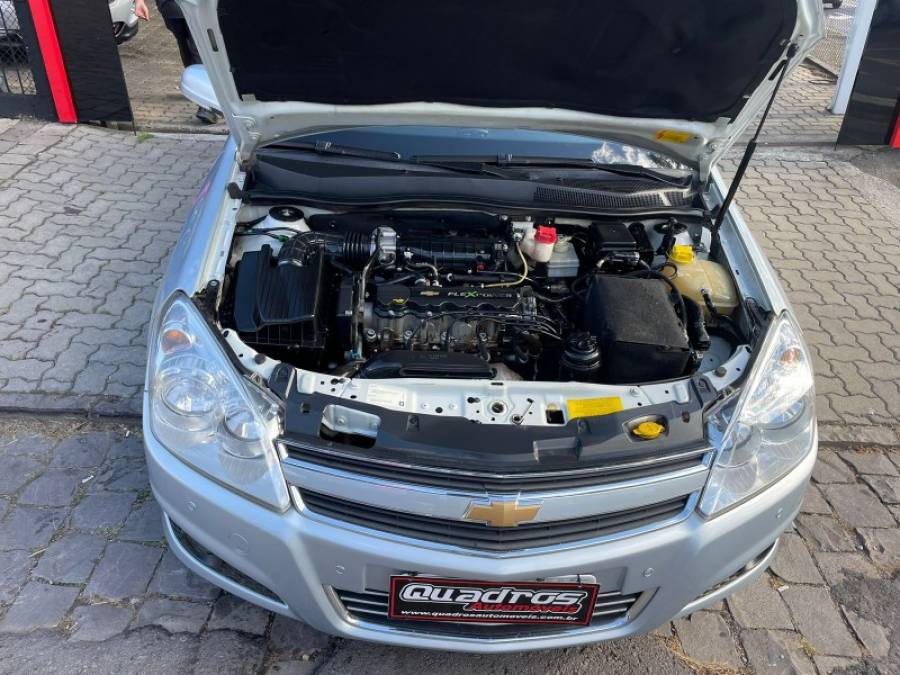 CHEVROLET - VECTRA - 2010/2010 - Prata - R$ 36.900,00