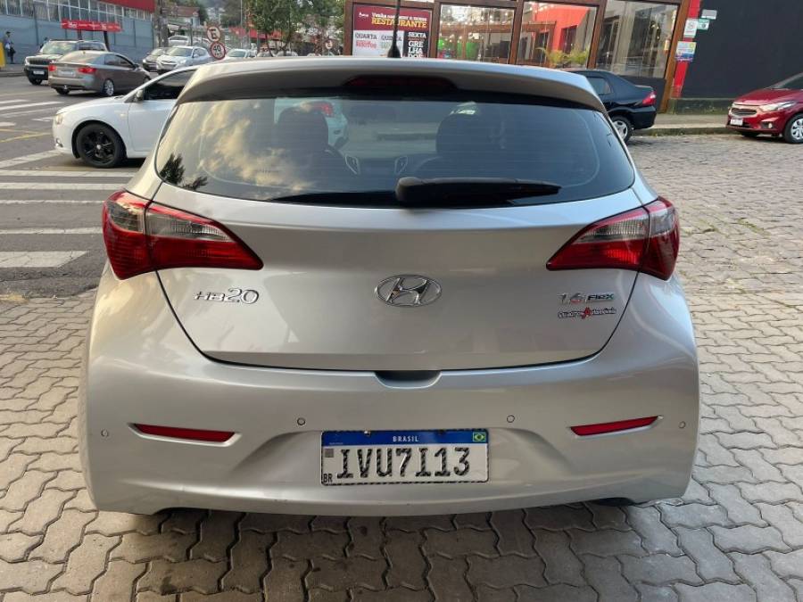 HYUNDAI - HB20 - 2014/2014 - Prata - R$ 46.900,00