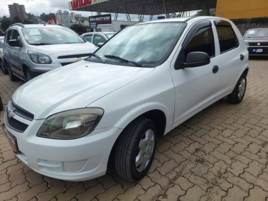 CHEVROLET - CELTA - 2013/2013 - Branca - R$ 26.900,00