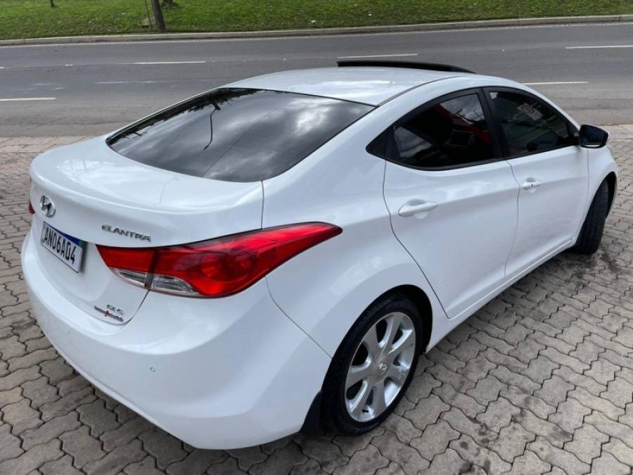 HYUNDAI - ELANTRA - 2013/2013 - Branca - R$ 68.900,00