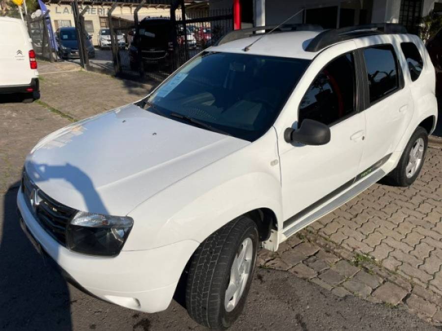 RENAULT - DUSTER - 2015/2015 - Branca - R$ 53.900,00