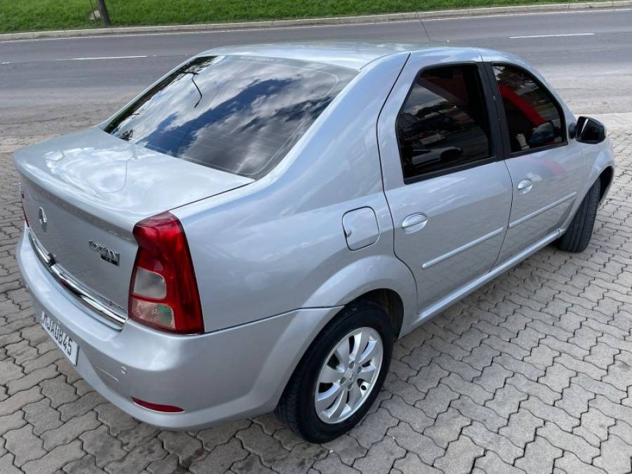 RENAULT - LOGAN - 2011/2011 - Prata - R$ 24.900,00