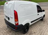 RENAULT - KANGOO - 2015/2015 - Branca - R$ 41.900,00