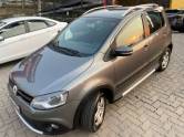 VOLKSWAGEN - CROSSFOX - 2013/2013 - Cinza - R$ 40.900,00