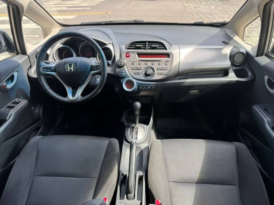 HONDA - FIT - 2013/2013 - Cinza - R$ 53.900,00