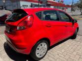 FORD - FIESTA - 2014/2014 - Vermelha - R$ 41.900,00