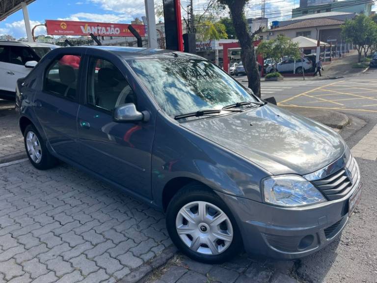 RENAULT - LOGAN - 2012/2012 - Cinza - R$ 25.900,00