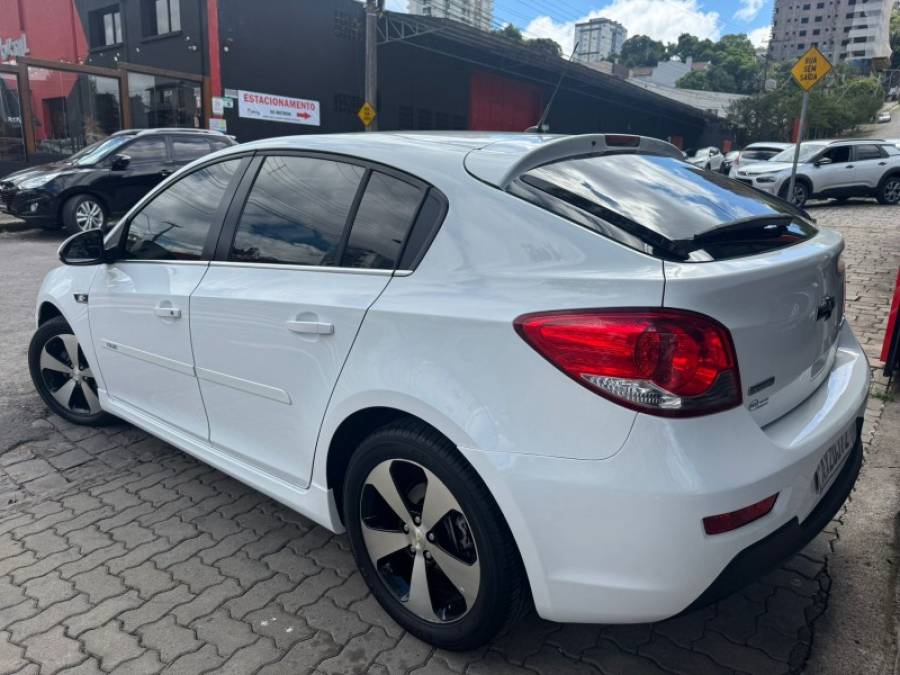 CHEVROLET - CRUZE - 2014/2014 - Branca - R$ 59.990,00