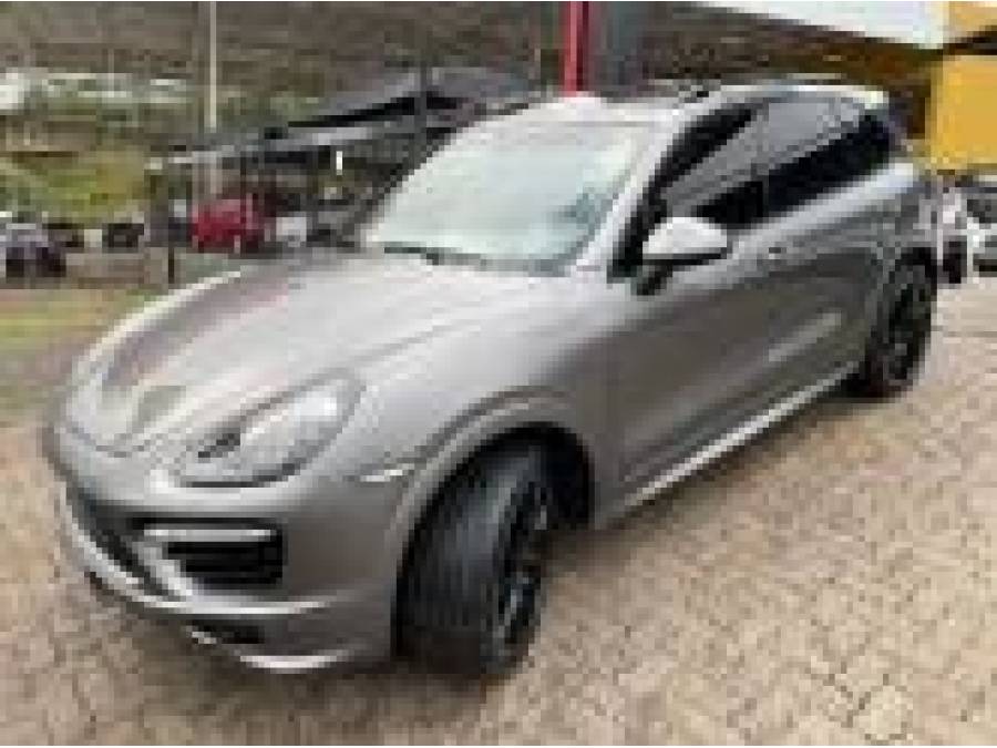 PORSCHE - CAYENNE - 2013/2013 - Dourada - R$ 195.900,00