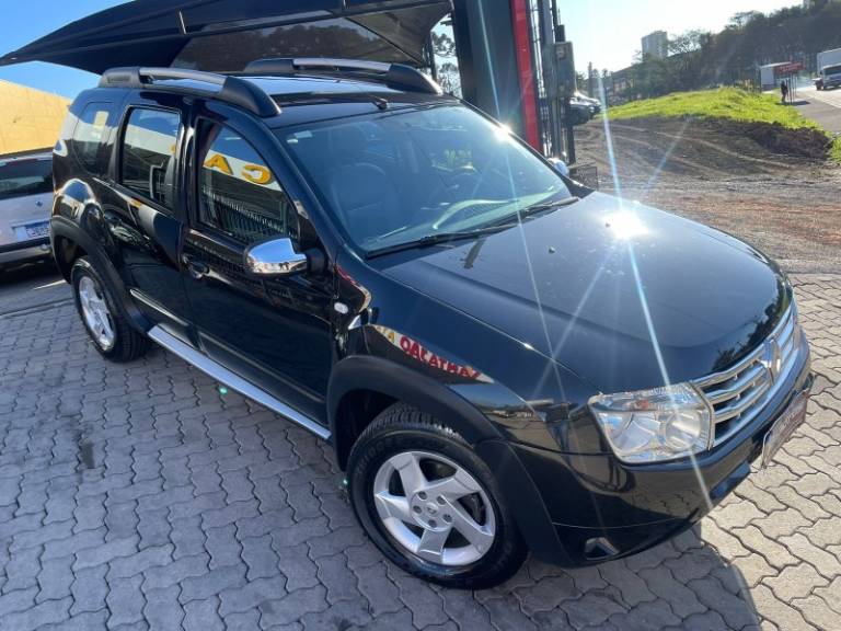 RENAULT - DUSTER - 2013/2013 - Preta - R$ 47.900,00