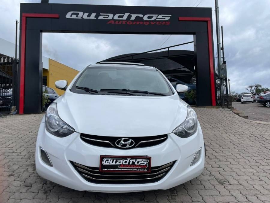 HYUNDAI - ELANTRA - 2013/2013 - Branca - R$ 68.900,00