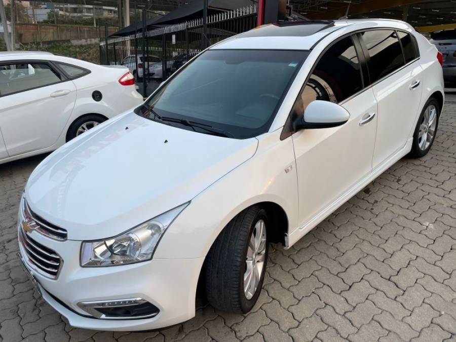 CHEVROLET - CRUZE - 2015/2015 - Branca - R$ 74.900,00