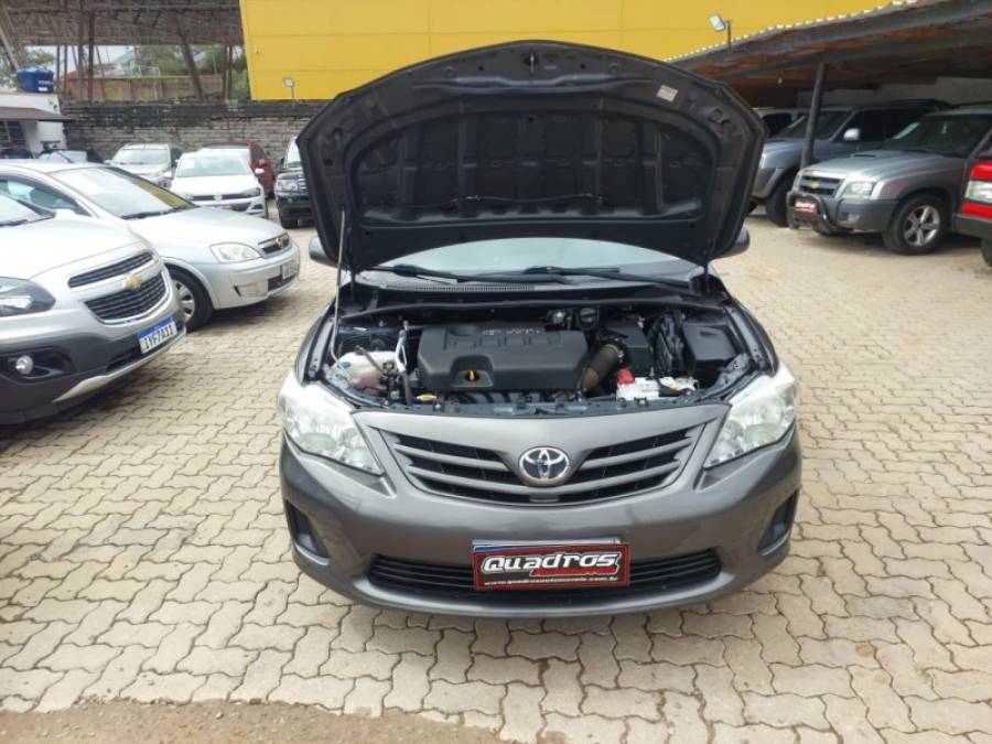 TOYOTA - COROLLA - 2013/2013 - Cinza - R$ 63.900,00