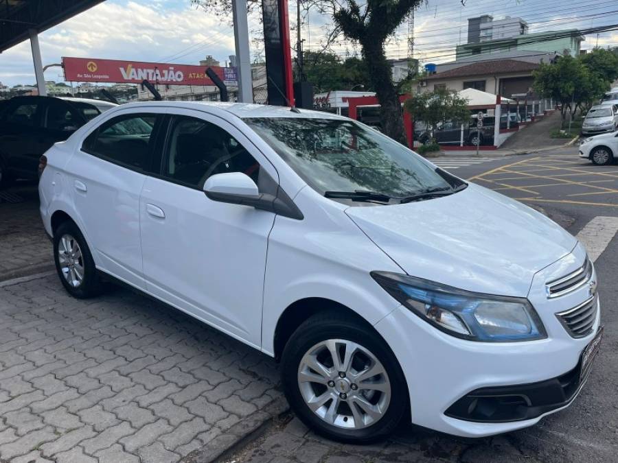 CHEVROLET - PRISMA - 2015/2015 - Branca - R$ 51.900,00