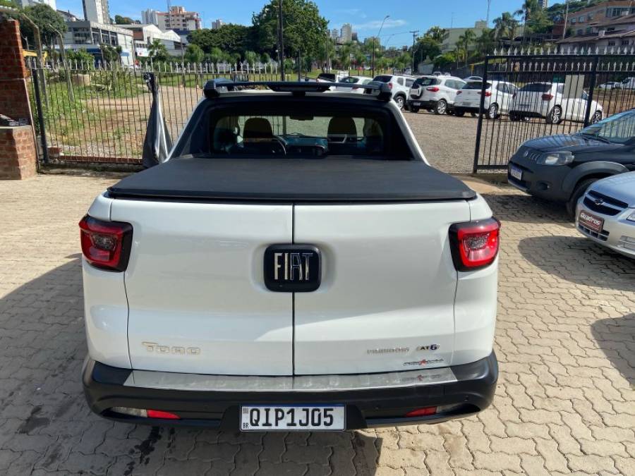 FIAT - TORO - 2018/2018 - Branca - R$ 89.900,00