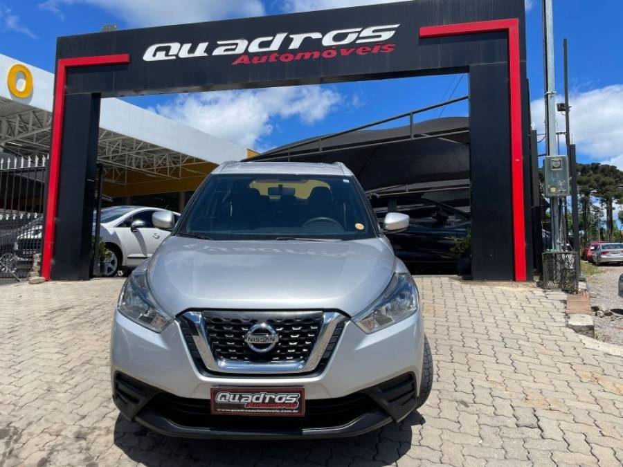 NISSAN - KICKS - 2018/2018 - Prata - R$ 74.900,00