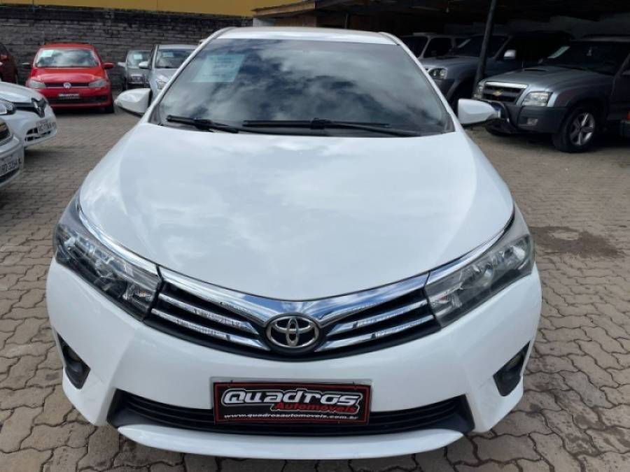 TOYOTA - COROLLA - 2016/2016 - Branca - R$ 83.900,00