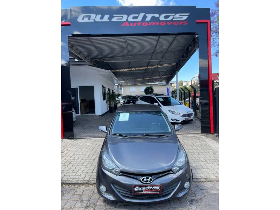 HYUNDAI - HB20S - 2015/2015 - Cinza - R$ 50.900,00