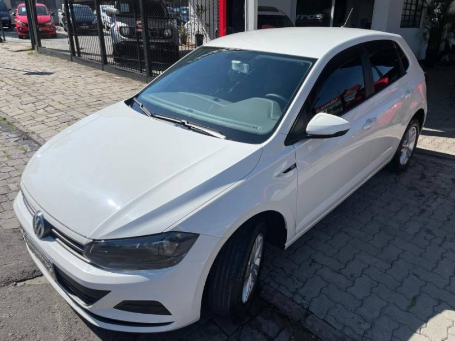 VOLKSWAGEN - POLO - 2018/2018 - Branca - R$ 59.990,00