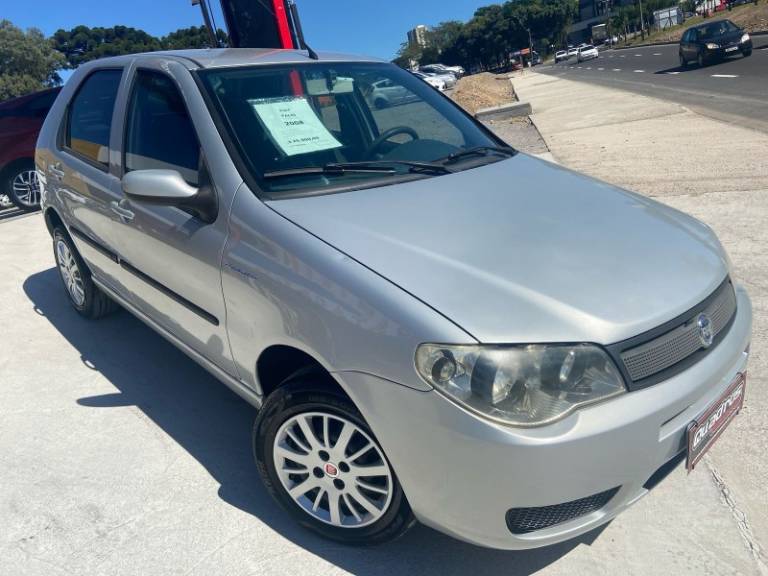 FIAT - PALIO - 2008/2008 - Preta - R$ 25.900,00