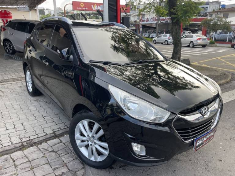 HYUNDAI - IX35 - 2012/2012 - Preta - R$ 63.900,00