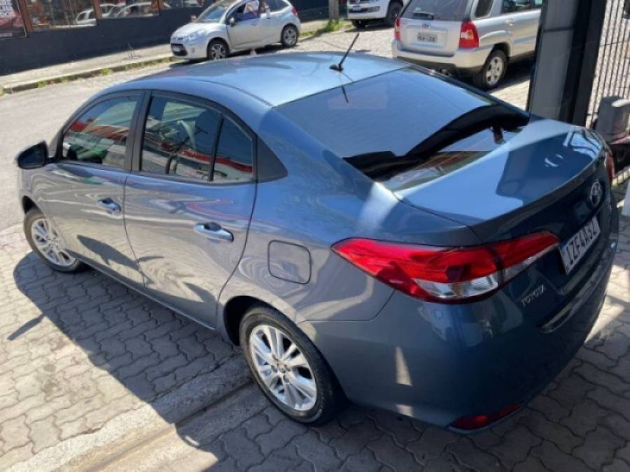 TOYOTA - YARIS - 2019/2019 - Azul - R$ 74.900,00