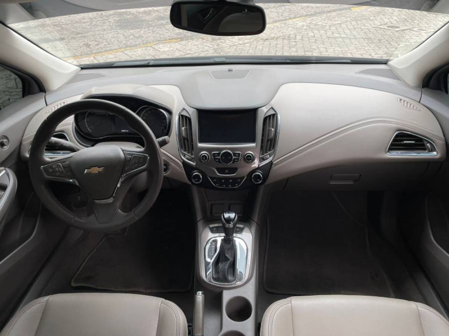 CHEVROLET - CRUZE - 2018/2018 - Preta - R$ 88.900,00