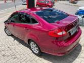 FORD - FIESTA - 2011/2011 - Vermelha - R$ 38.900,00