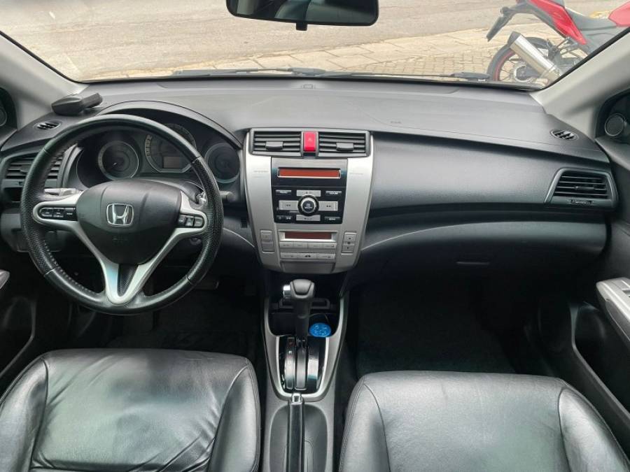 HONDA - CITY - 2010/2010 - Prata - R$ 45.900,00