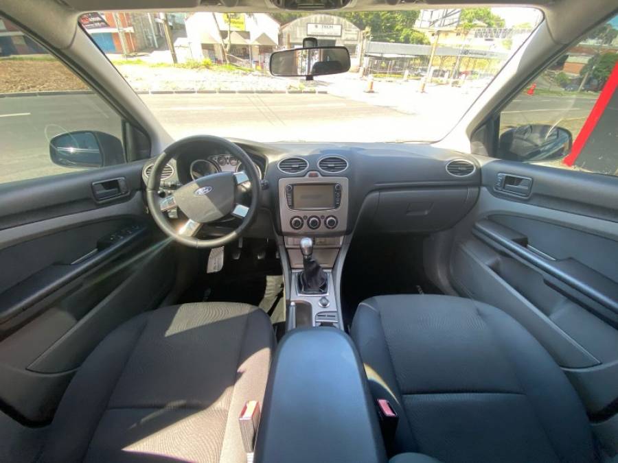 FORD - FOCUS - 2011/2011 - Preta - R$ 39.990,00