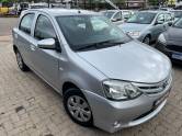 TOYOTA - ETIOS - 2014/2014 - Prata - R$ 39.990,00