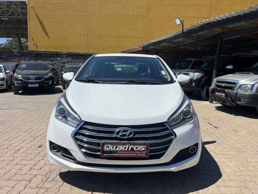 HYUNDAI - HB20S - 2017/2017 - Branca - R$ 63.900,00