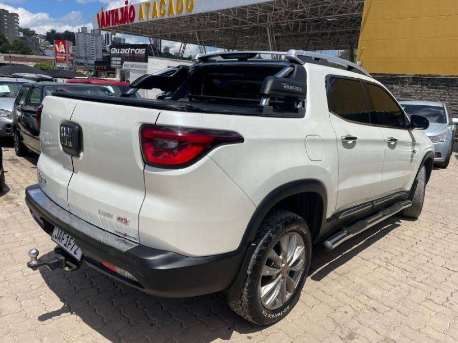 FIAT - TORO - 2021/2021 - Branca - R$ 129.900,00