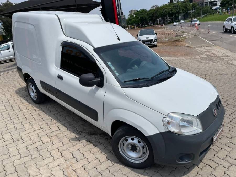 FIAT - FIORINO - 2015/2015 - Branca - R$ 54.900,00