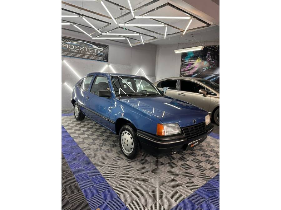 CHEVROLET - KADETT - 1994/1994 - Azul - R$ 17.900,00