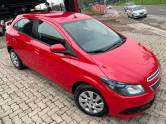 CHEVROLET - ONIX - 2015/2015 - Vermelha - R$ 49.900,00