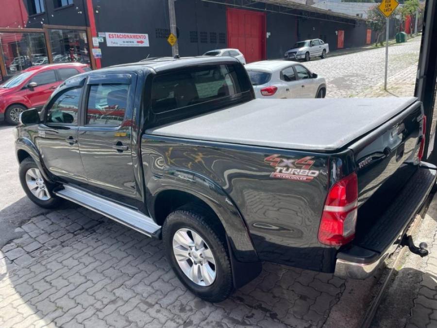 TOYOTA - HILUX - 2012/2012 - Preta - R$ 129.900,00