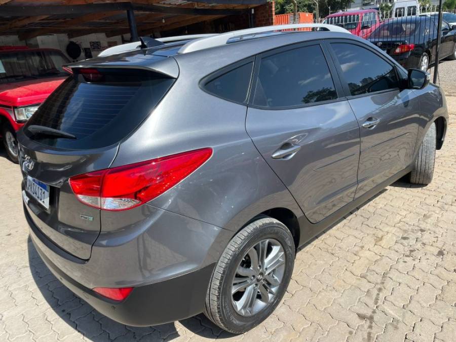 HYUNDAI - IX35 - 2018/2018 - Preta - R$ 85.900,00