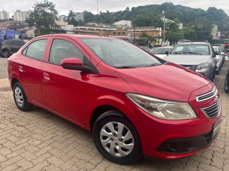 CHEVROLET - PRISMA - 2015/2015 - Vermelha - R$ 45.900,00