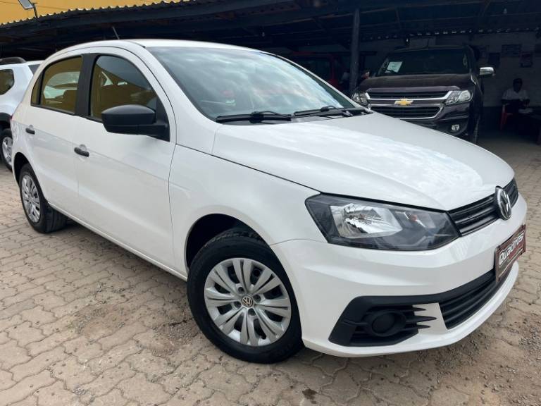 VOLKSWAGEN - GOL - 2017/2017 - Branca - R$ 45.900,00