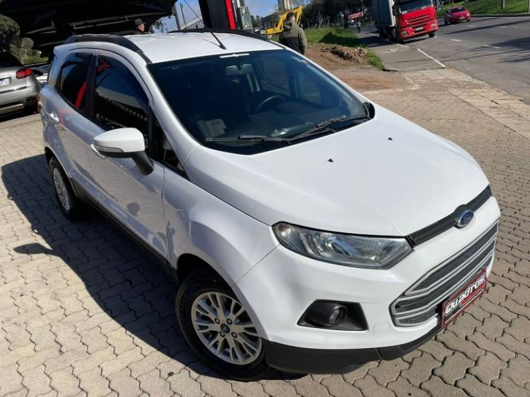 FORD - ECOSPORT - 2015/2015 - Branca - R$ 54.900,00