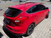 FORD - FOCUS - 2014/2014 - Vermelha - R$ 61.900,00