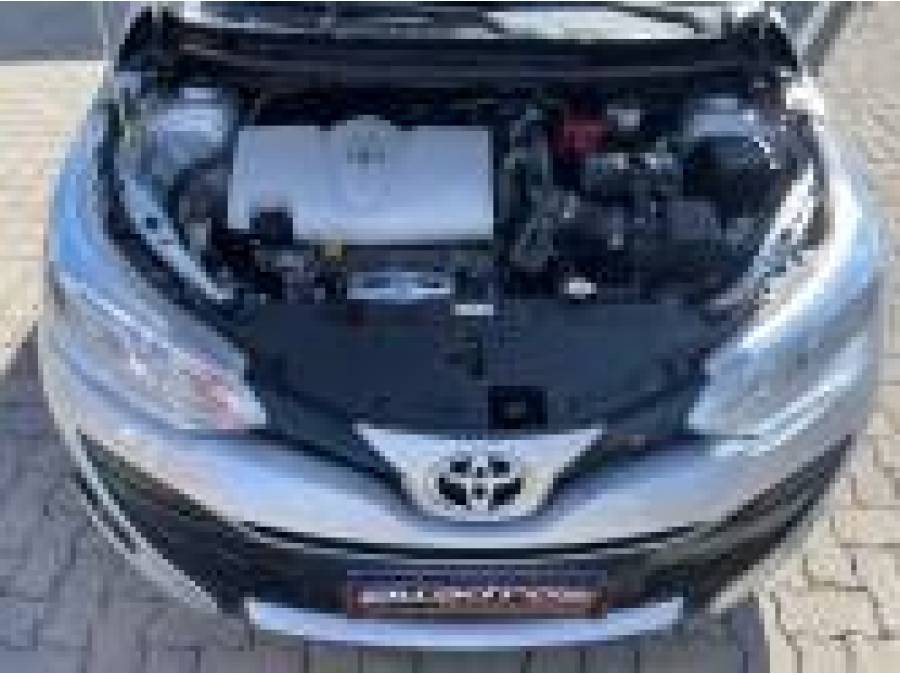 TOYOTA - YARIS - 2019/2019 - Cinza - R$ 70.900,00