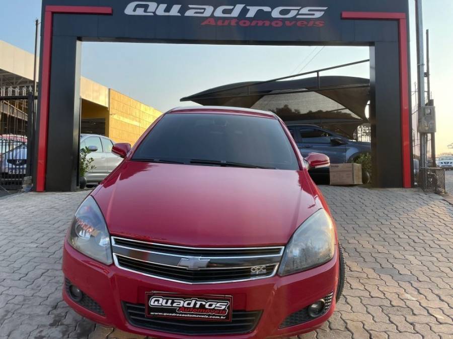 CHEVROLET - VECTRA - 2011/2011 - Vermelha - R$ 37.900,00