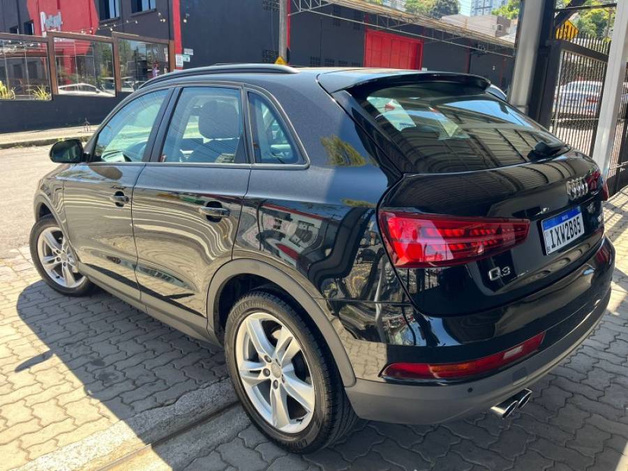 AUDI - Q3 - 2017/2017 - Preta - R$ 99.900,00