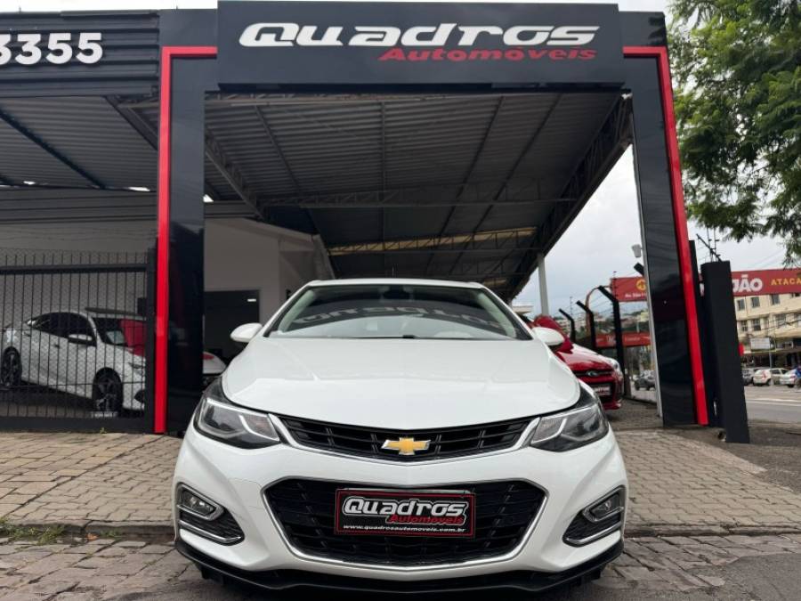 CHEVROLET - CRUZE - 2018/2018 - Branca - R$ 95.900,00