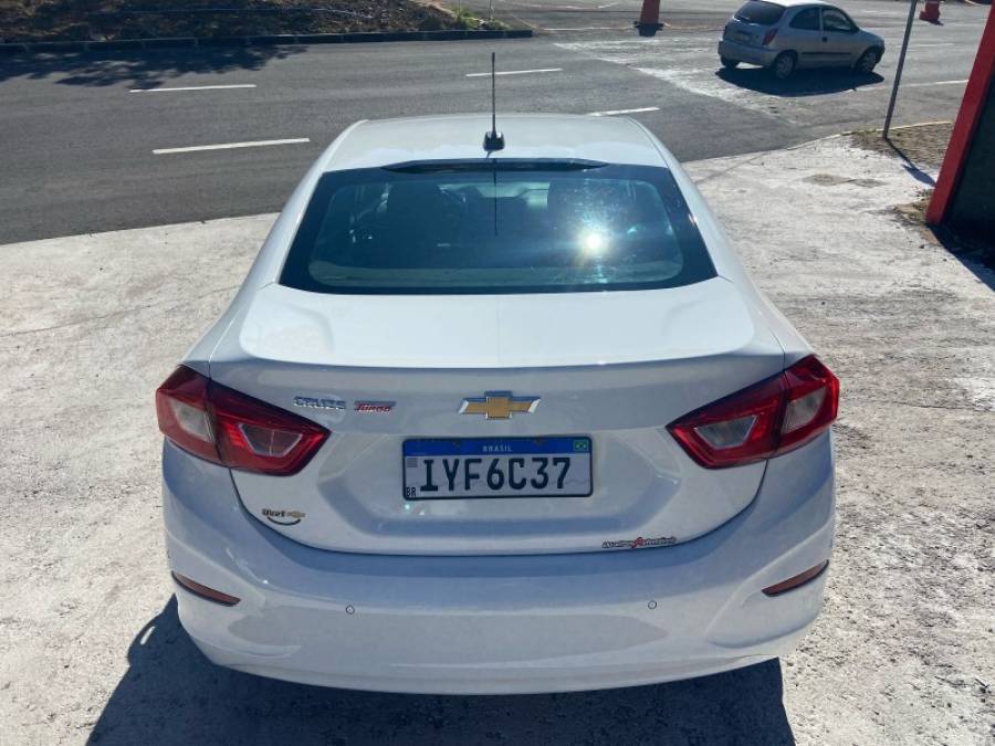 CHEVROLET - CRUZE - 2018/2018 - Branca - R$ 79.900,00