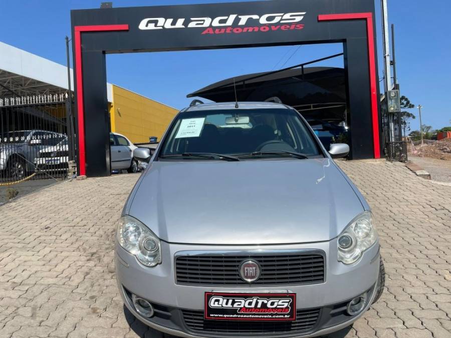 FIAT - PALIO - 2011/2011 - Prata - R$ 33.900,00