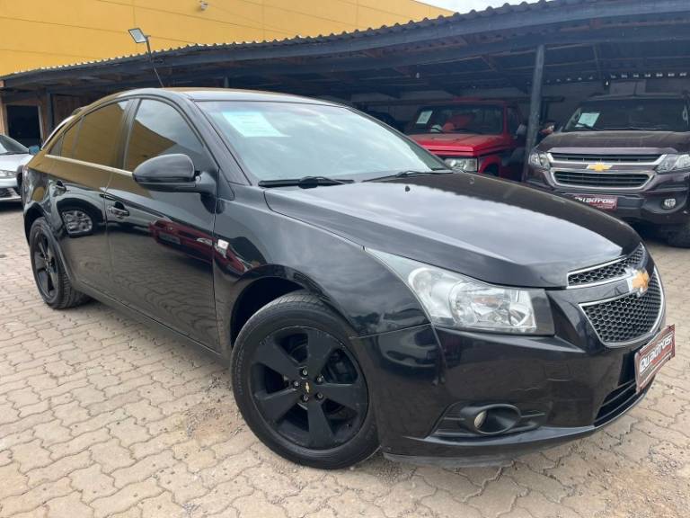 CHEVROLET - CRUZE - 2014/2014 - Preta - R$ 58.900,00