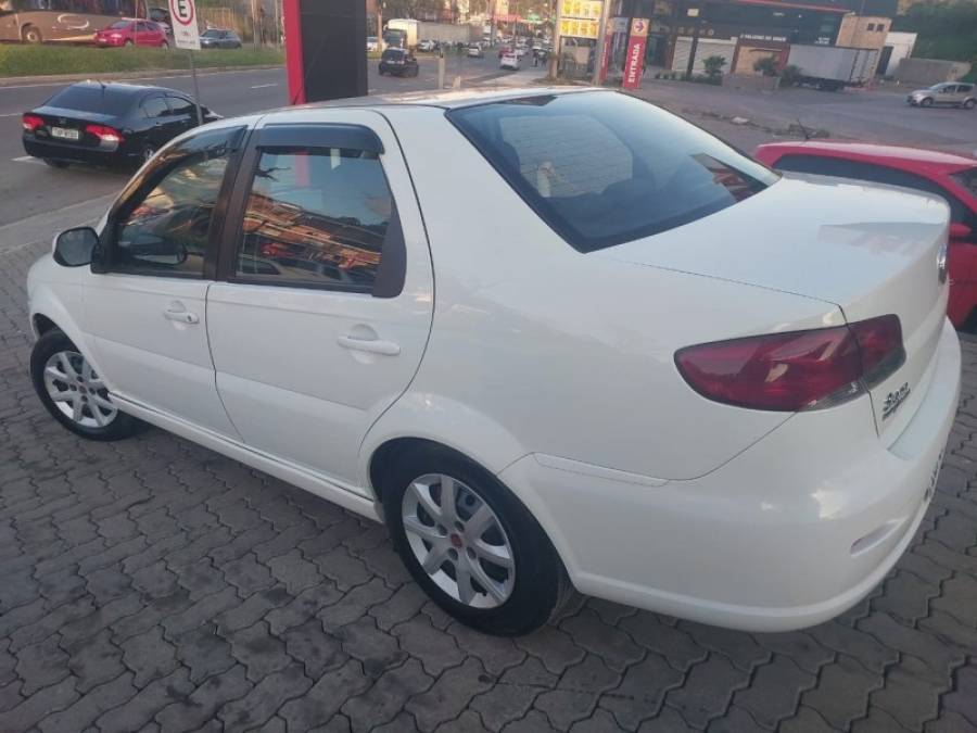 FIAT - SIENA - 2014/2014 - Branca - R$ 33.900,00